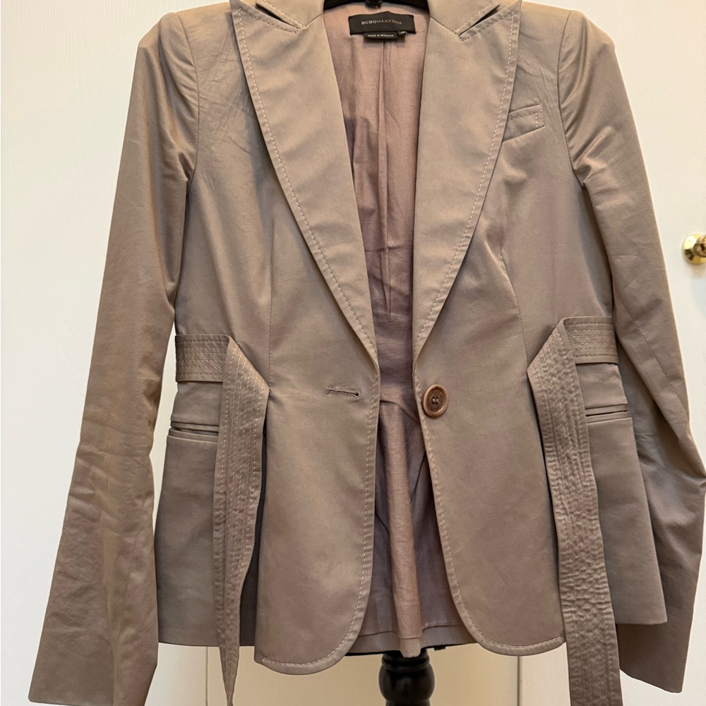 BCBGMaxAzria Taupe Single-Button Women's Blazer